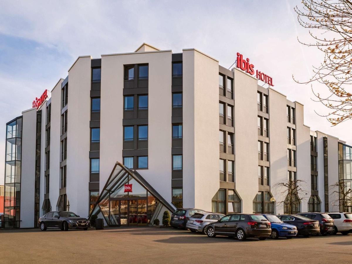 Ibis Lausanne Crissier Экстерьер фото