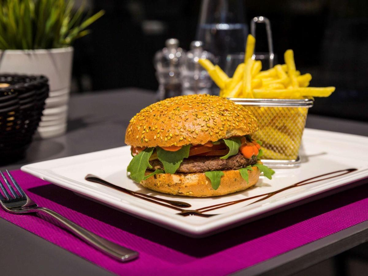 Ibis Lausanne Криссье Экстерьер фото